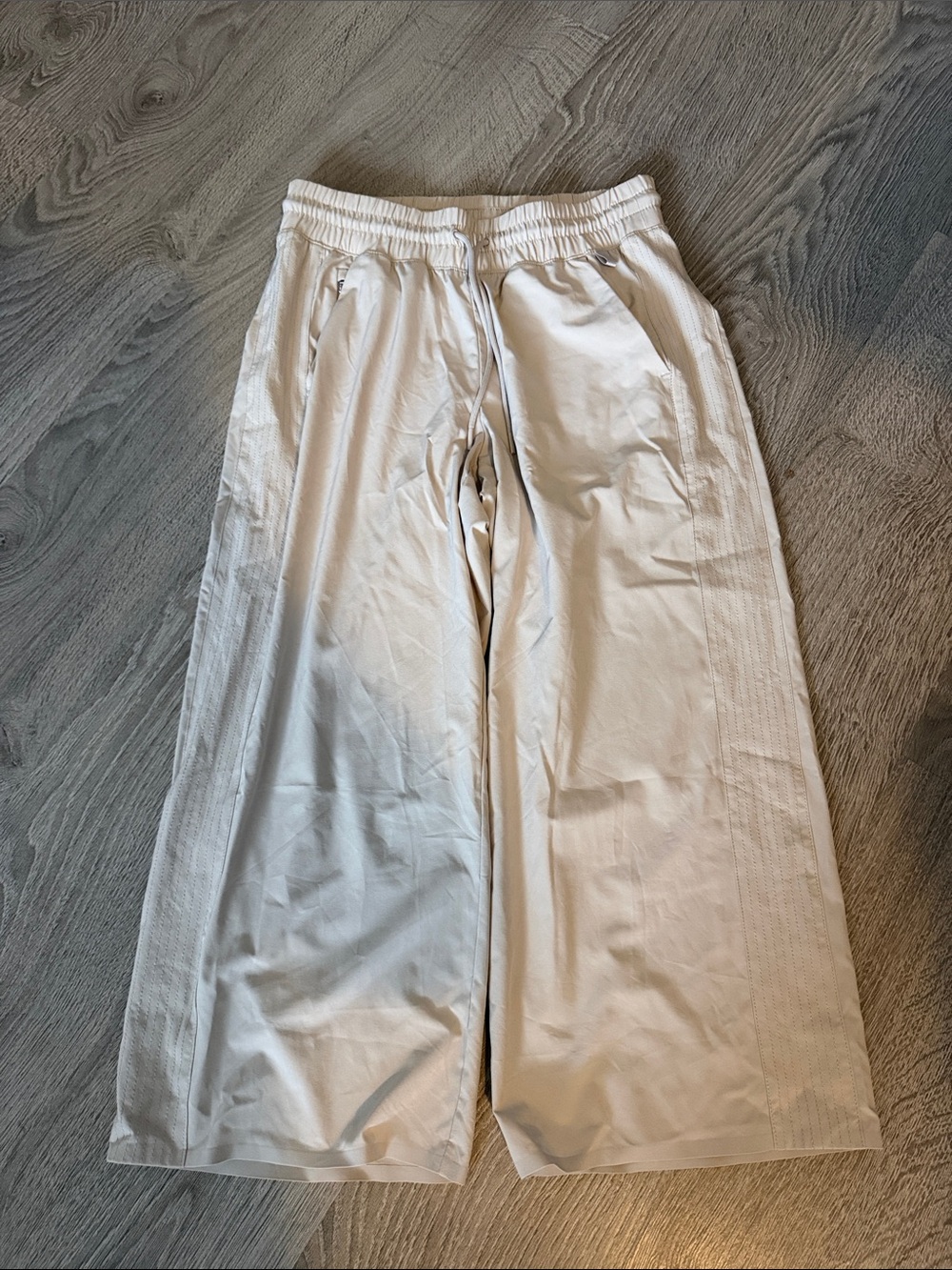 ATHLETA Wide-Leg Drawstring Pants in Off-White